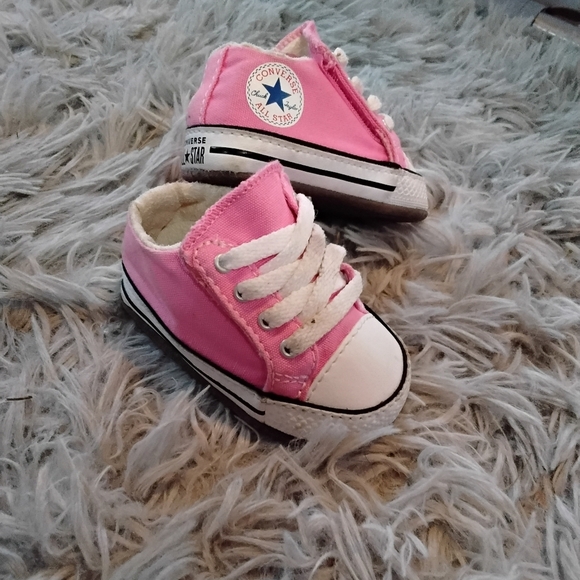 Converse Pink Infants Shoes Set Size 1&2 - Picture 5 of 7